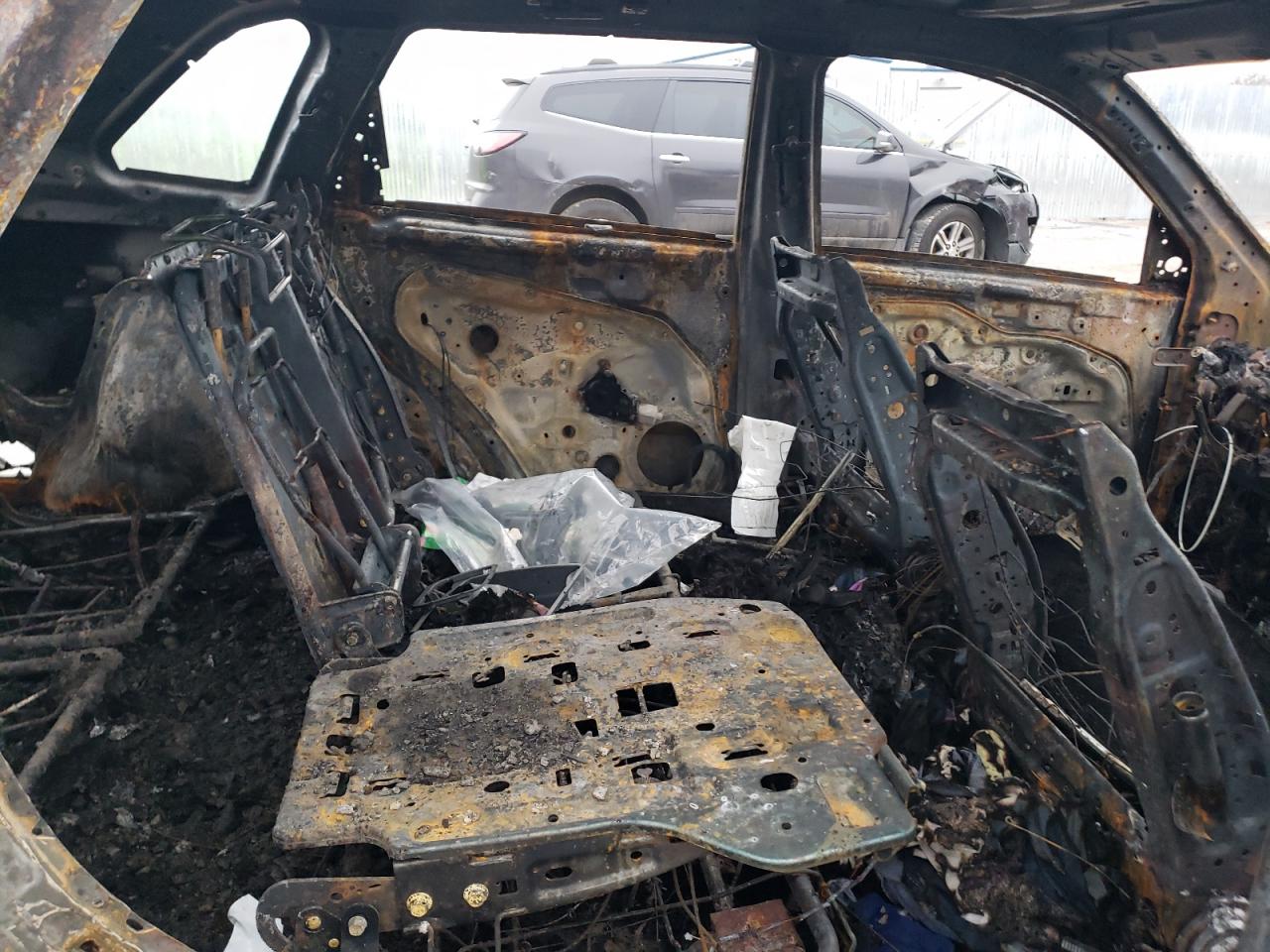 2012 KIA Sorento VIN 5XYKT4A61CG210907 Copart auction photo, burn damage thumbnail 11