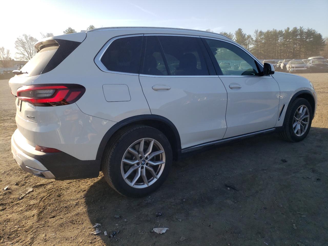 2023 BMW X5 VIN 5UXCR6C0XP9P15664 Copart auction photo, top/roof / minor dent/scratches damage thumbnail 3