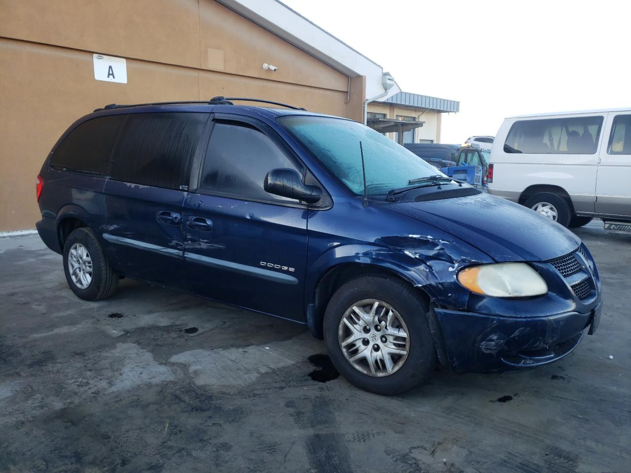 2001 Dodge Caravan VIN 2B4GP443X1R350004 Copart auction photo, front end damage thumbnail 4