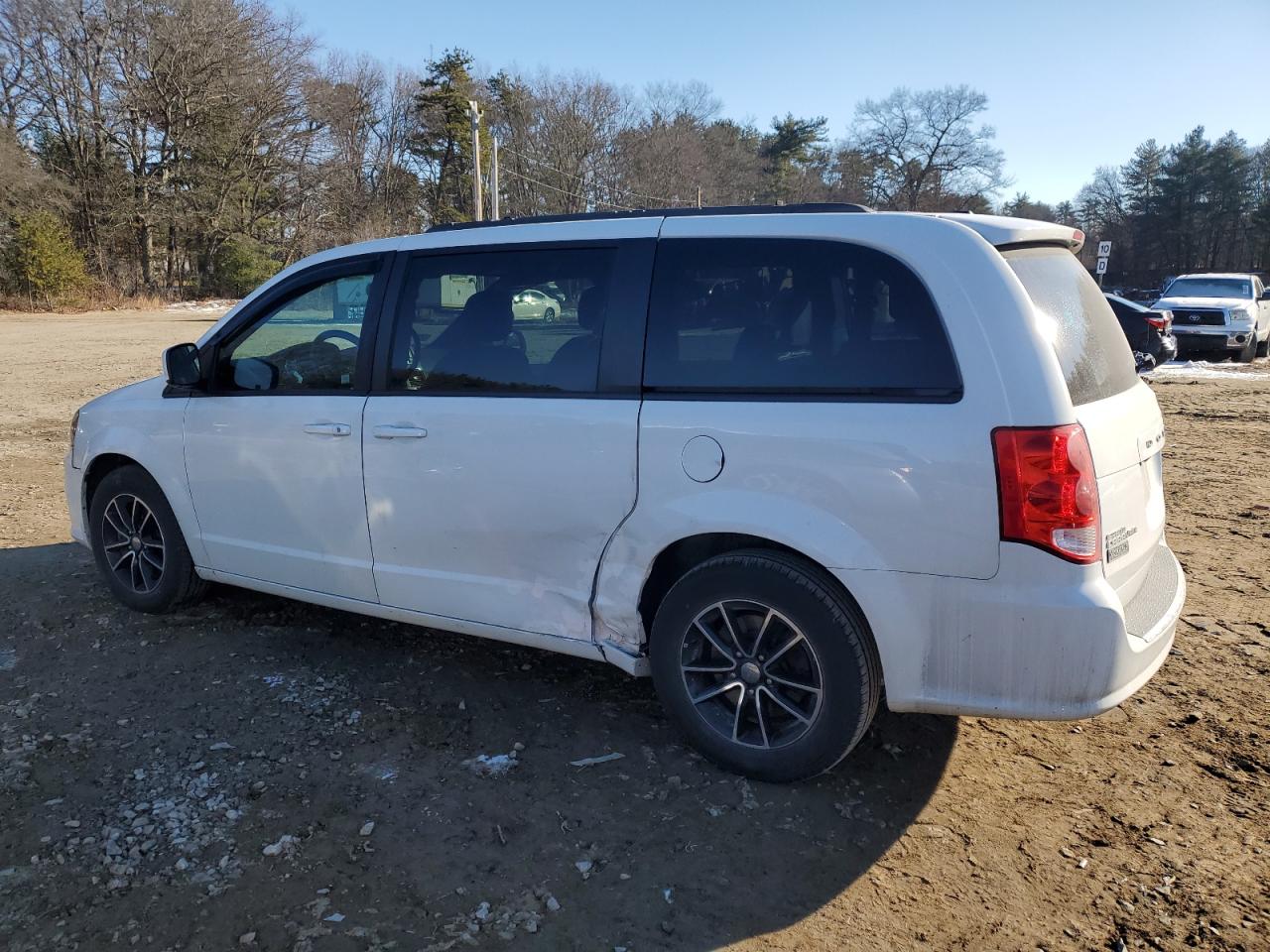 2018 Dodge Caravan VIN 2C4RDGEG0JR223768 Copart auction photo, side damage thumbnail 2
