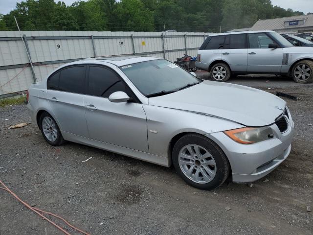 2006 BMW 3er VIN WBAVB13536KR57701 Copart auction photo, front end / minor dent/scratches damage thumbnail 4