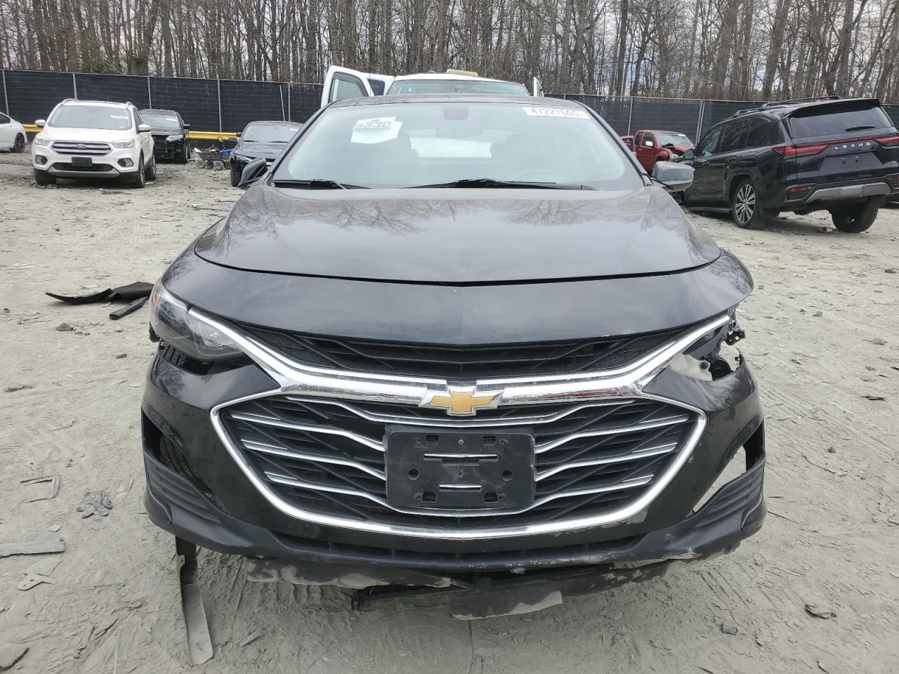 2019 Chevrolet Malibu VIN 1G1ZD5ST2KF224993 Copart auction photo, front end damage thumbnail 5
