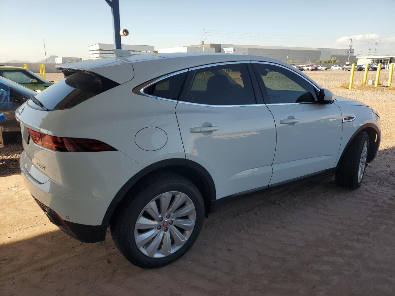 2018 Jaguar E-Pace VIN SADFP2FX1J1Z13596 Copart auction photo, minor dent/scratches damage thumbnail 3