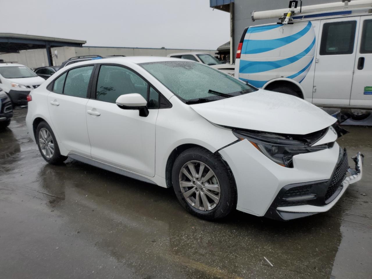 2020 Toyota Corolla VIN 5YFS4RCE6LP015136 Copart auction photo, front end damage thumbnail 4