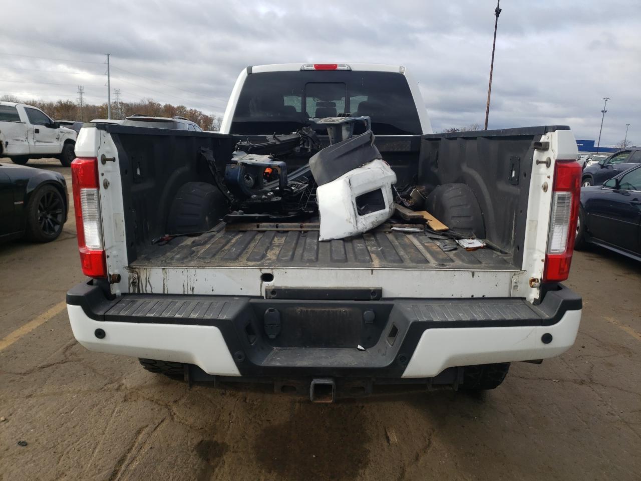 2018 Ford F250 VIN 1FT7W2BT3JEC50398 Copart auction photo, front end / all over damage thumbnail 6