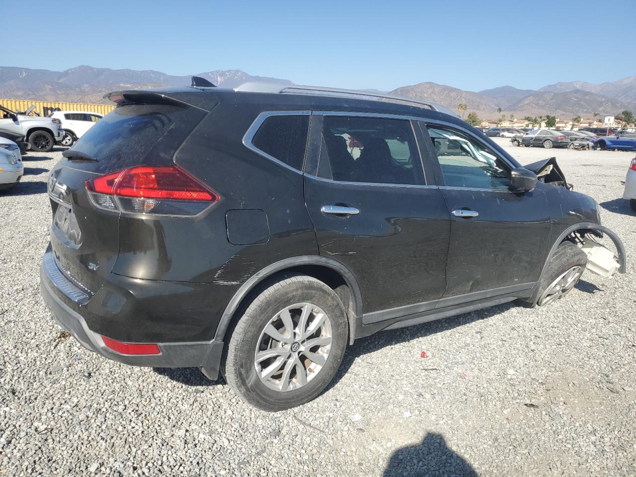 2017 Nissan Rogue VIN KNMAT2MT5HP598052 Copart auction photo, front end damage thumbnail 3