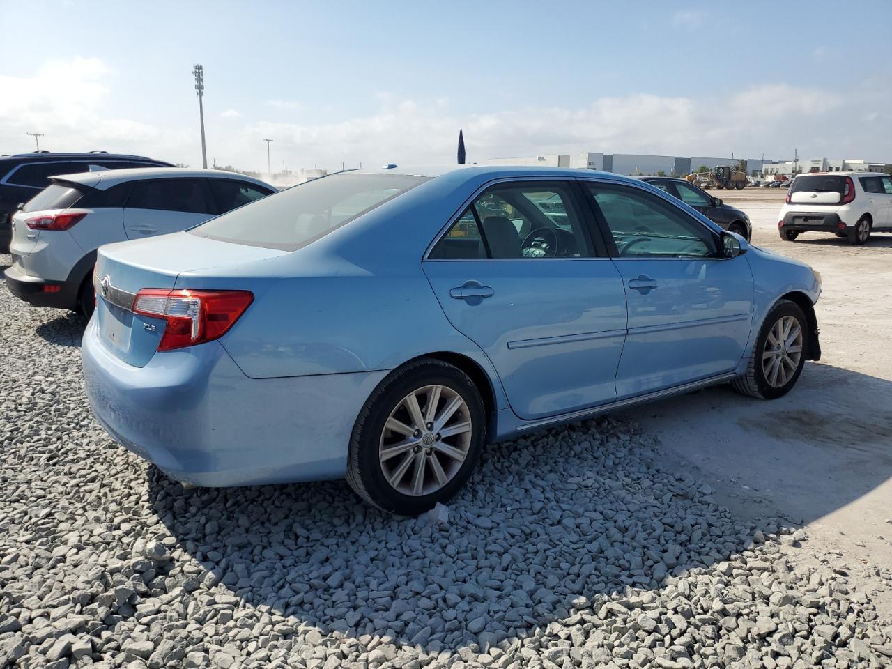 2012 Toyota Camry VIN 4T1BK1FKXCU523522 Copart auction photo, front end damage thumbnail 3