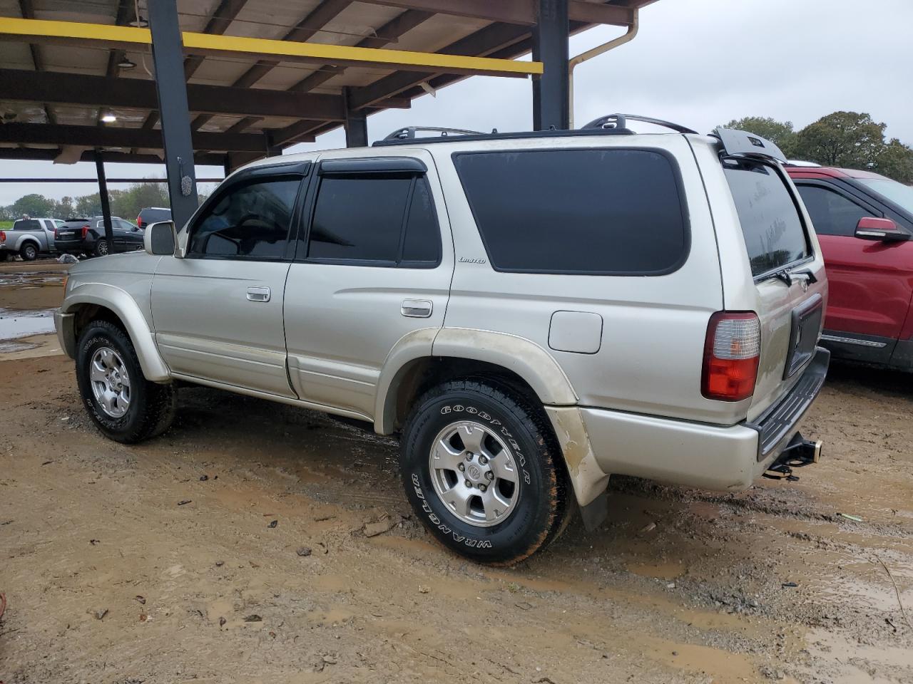 1999 Toyota 4Runner VIN JT3GN87R7X0133680 Copart auction photo, front end damage thumbnail 2