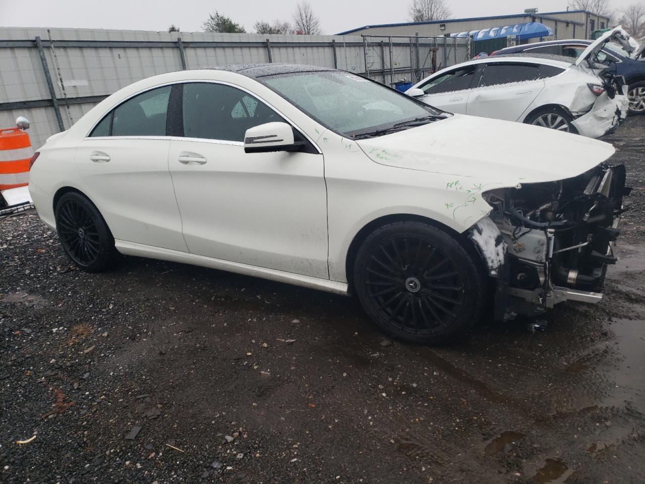 2018 Mercedes-Benz CLA-klasse VIN WDDSJ4GBXJN517224 Copart auction photo, front end / minor dent/scratches damage thumbnail 4