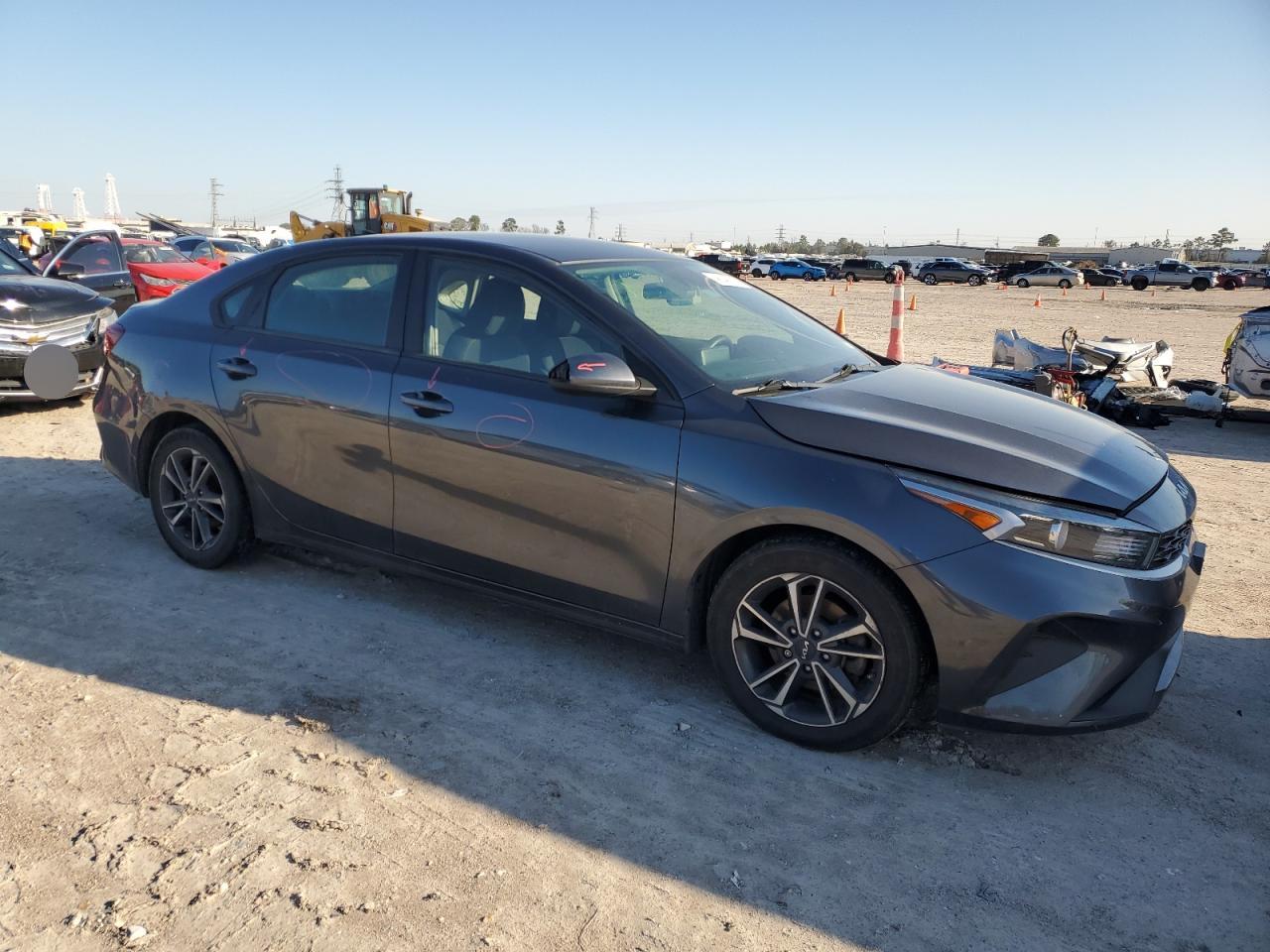 2022 KIA Forte VIN 3KPF24AD4NE456790 Copart auction photo, front end / side damage thumbnail 4