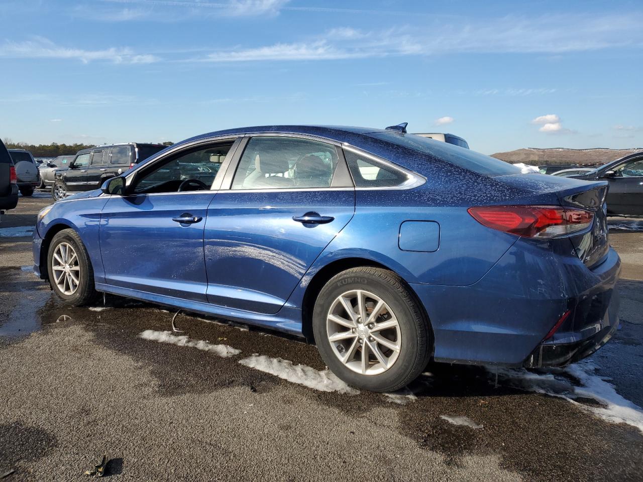 2019 Hyundai Sonata VIN 5NPE24AF4KH788197 Copart auction photo, front end / minor dent/scratches damage thumbnail 2