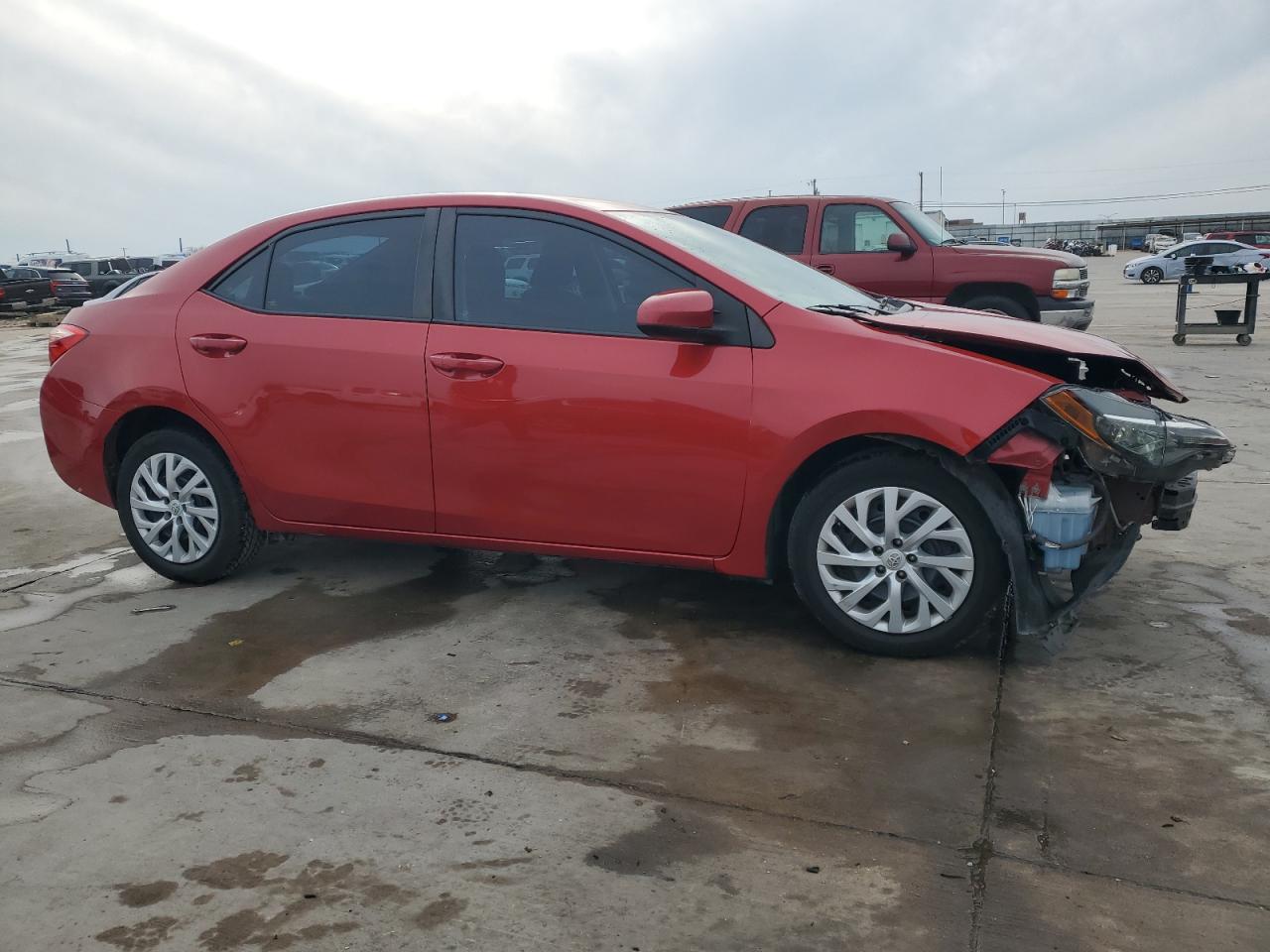 2018 Toyota Corolla VIN 5YFBURHE8JP852346 Copart auction photo, front end damage thumbnail 4
