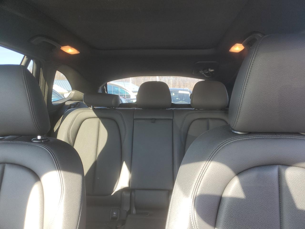2016 BMW X1 VIN WBXHT3C39GP887345 Copart auction photo, rear end / minor dent/scratches damage thumbnail 10