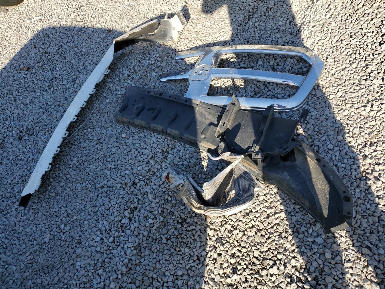 2015 RAM 1500 VIN 1C6RR7GT3FS640908 Copart auction photo, front end / rear end damage thumbnail 12