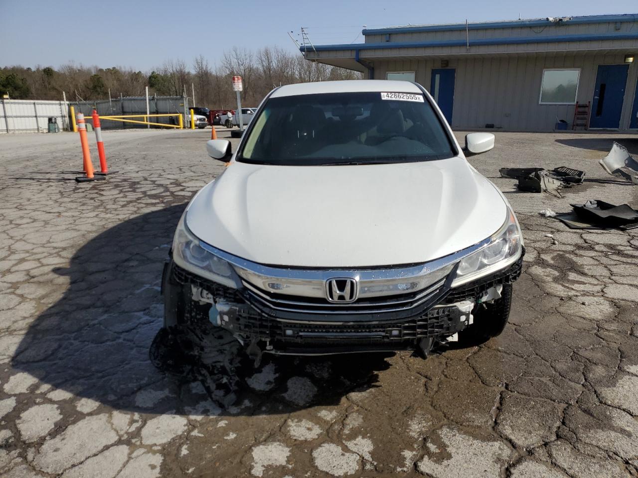 2016 Honda Accord VIN 1HGCR2F30GA193952 Copart auction photo, front end / all over damage thumbnail 5
