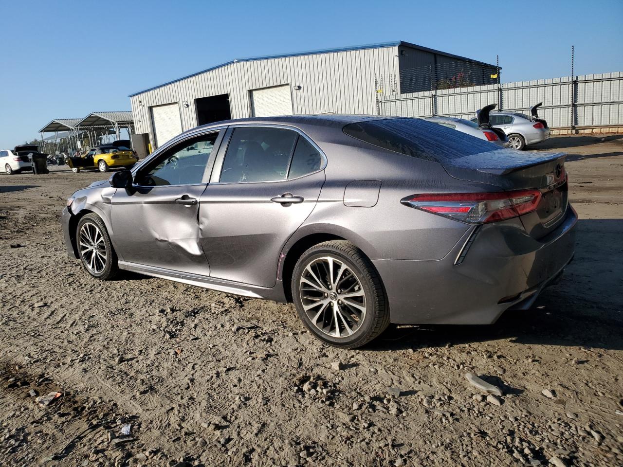 2018 Toyota Camry VIN 4T1B11HK9JU676230 Copart auction photo, front end / side damage thumbnail 2