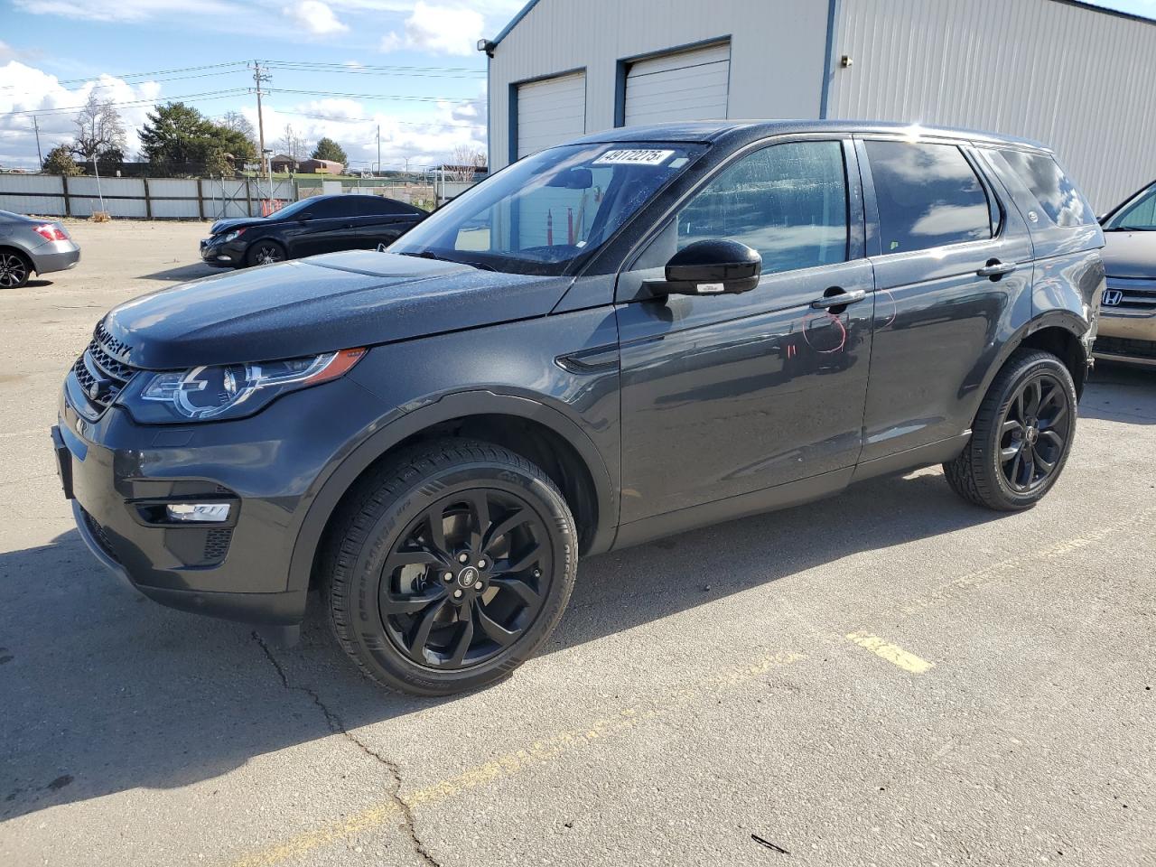 2017 Land Rover Discovery VIN SALCR2BG5HH698572 - Copart auction photo