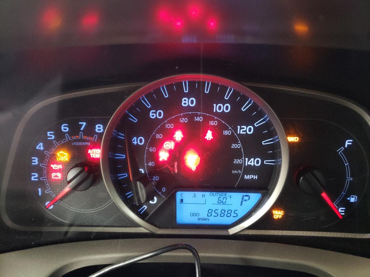 2015 Toyota RAV 4 VIN JTMRFREV3FJ048478 Copart auction photo, front end / side damage thumbnail 9