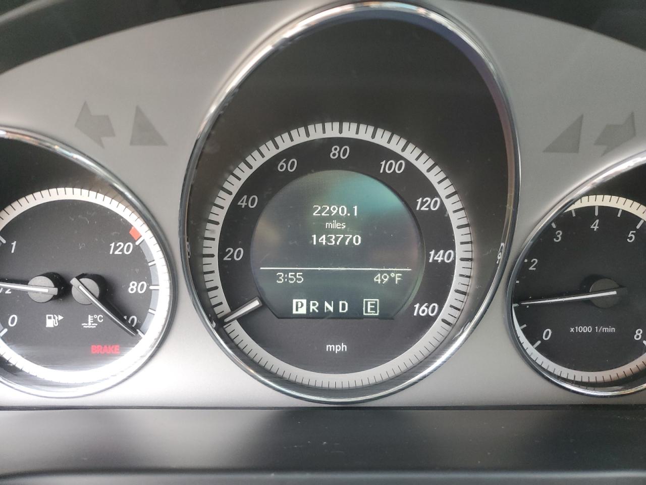 2011 Mercedes-Benz C-klasse VIN WDDGF8BB9BR157959 Copart auction photo, front end damage thumbnail 9