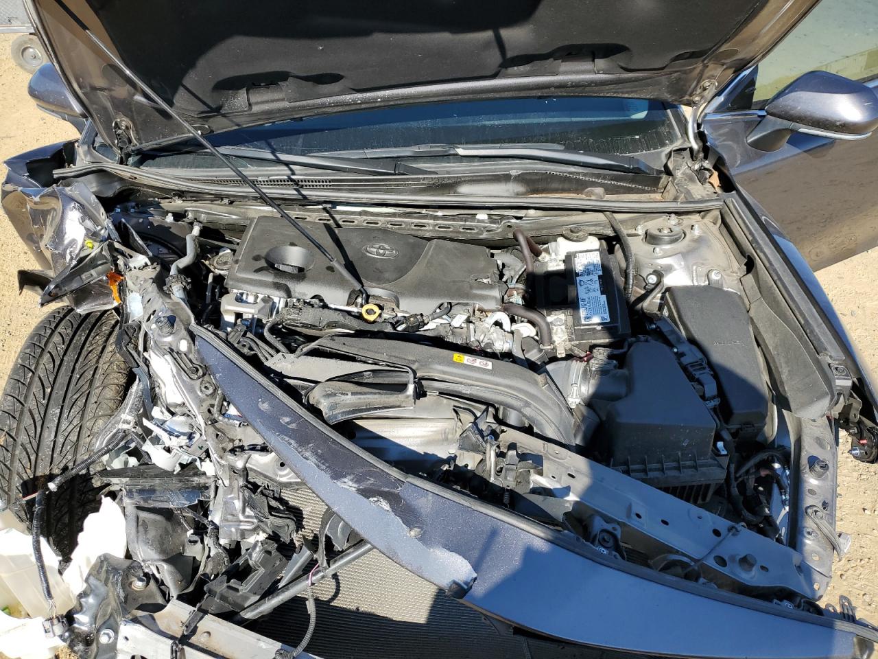 2022 Toyota Camry VIN 4T1K61AK6NU719083 Copart auction photo, front end / minor dent/scratches damage thumbnail 11