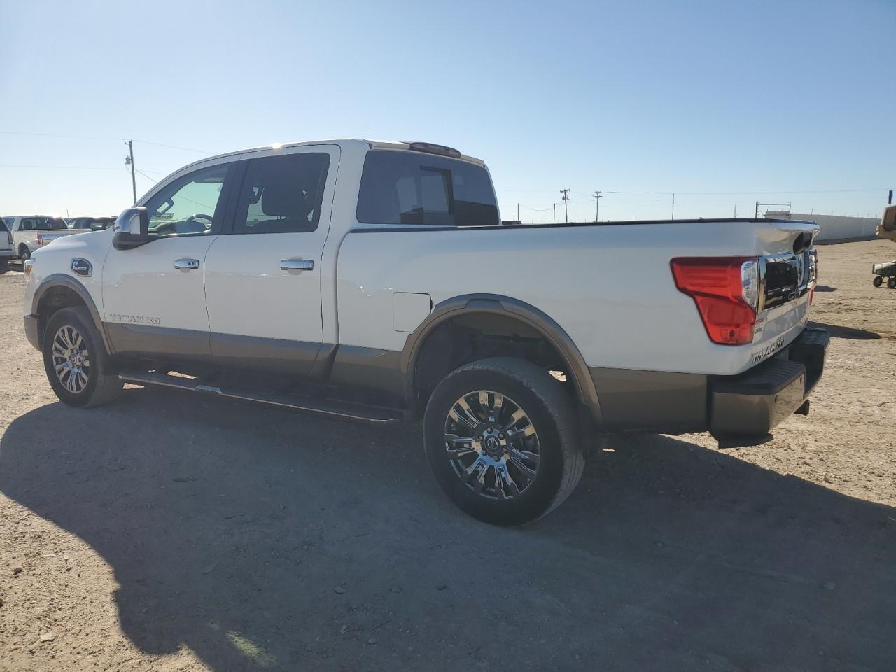 2018 Nissan Titan VIN 1N6BA1F46JN520887 Copart auction photo, hail / minor dent/scratches damage thumbnail 2