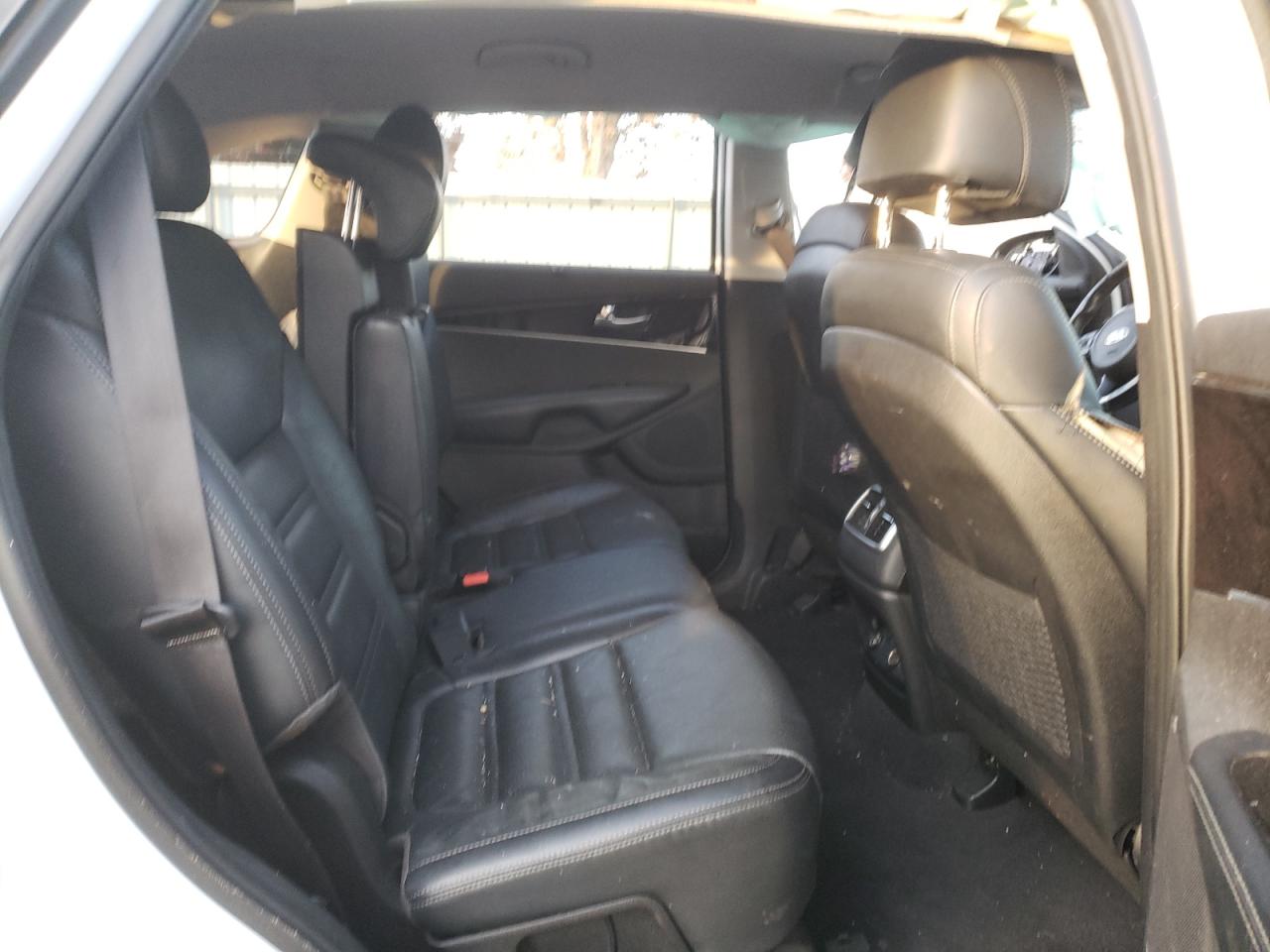 2017 KIA Sorento VIN 5XYPH4A19HG183054 Copart auction photo, rollover damage thumbnail 11