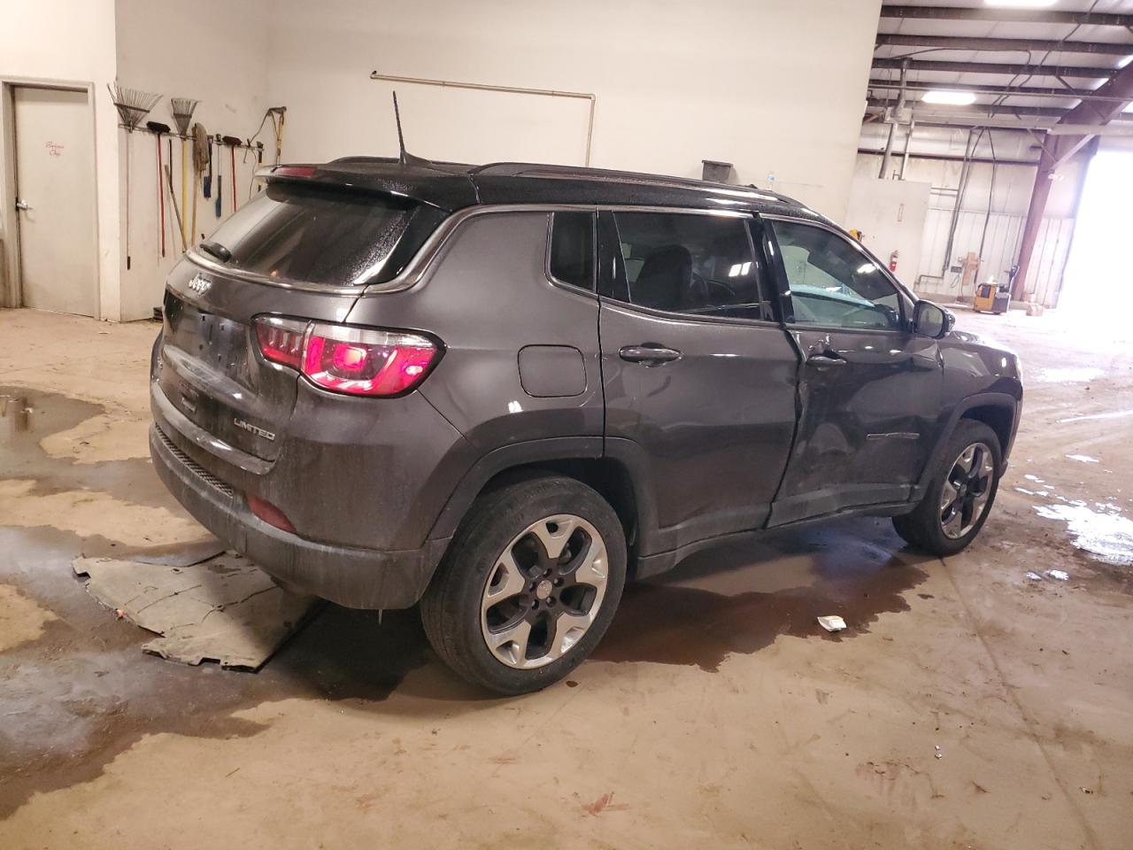 2019 Jeep Compass VIN 3C4NJDCB8KT842310 Copart auction photo, side damage thumbnail 3