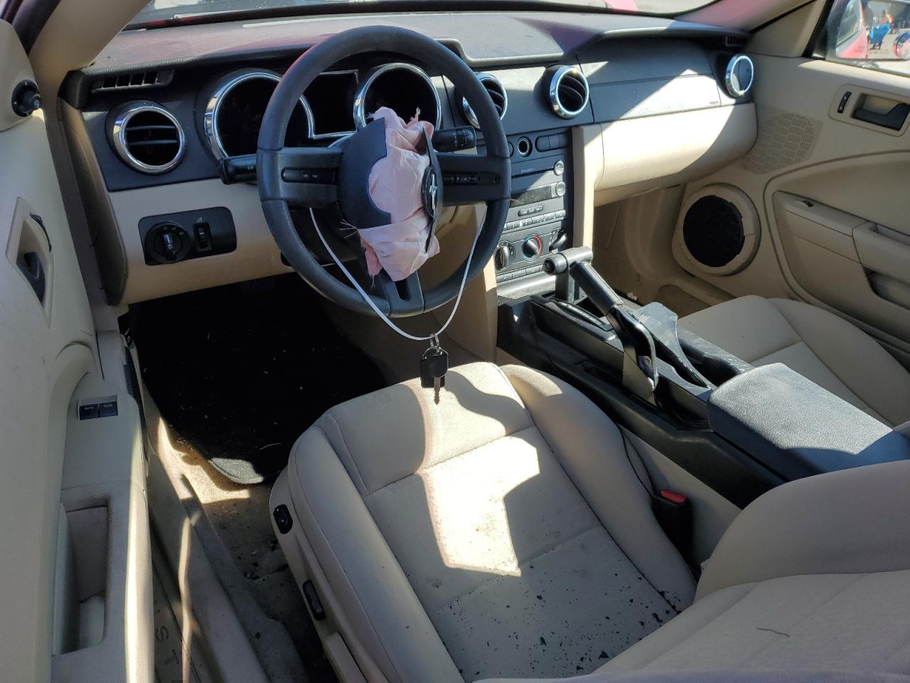 2005 Ford Mustang VIN 1ZVFT80N855162574 Copart auction photo, all over damage thumbnail 8