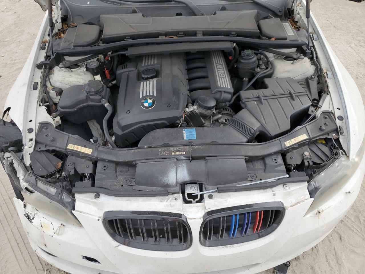 2008 BMW 3er VIN WBAWB33578P135179 Copart auction photo, front end / minor dent/scratches damage thumbnail 11