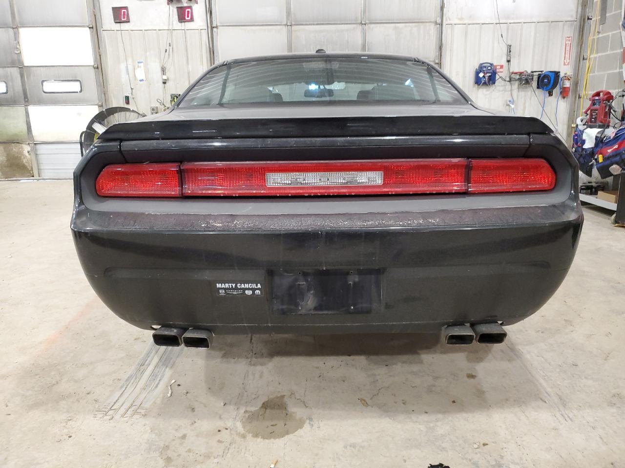 2010 Dodge Challenger VIN 2B3CJ5DT0AH261218 Copart auction photo, front end / minor dent/scratches damage thumbnail 6