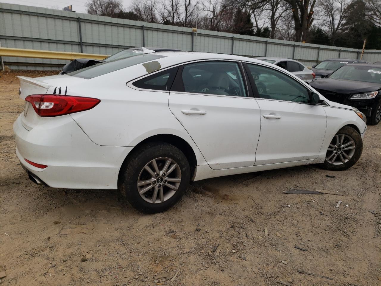 2017 Hyundai Sonata VIN 5NPE24AF1HH583896 Copart auction photo, front end / side damage thumbnail 3
