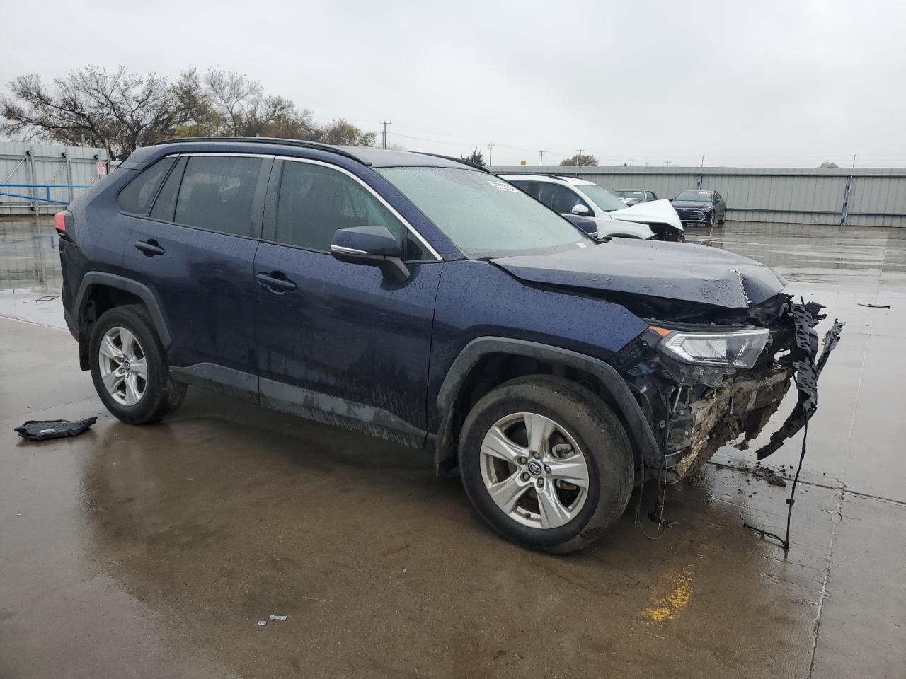 2020 Toyota RAV 4 VIN 2T3W1RFV7LW080766 Copart auction photo, front end / side damage thumbnail 4