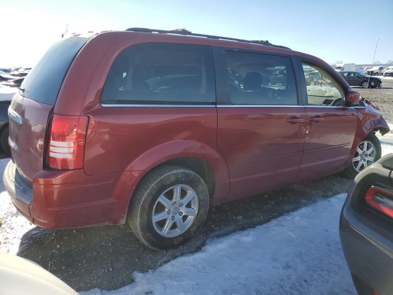 2008 Chrysler Town & Country VIN 2A8HR54P28R639357 Copart auction photo, all over / front end damage thumbnail 3