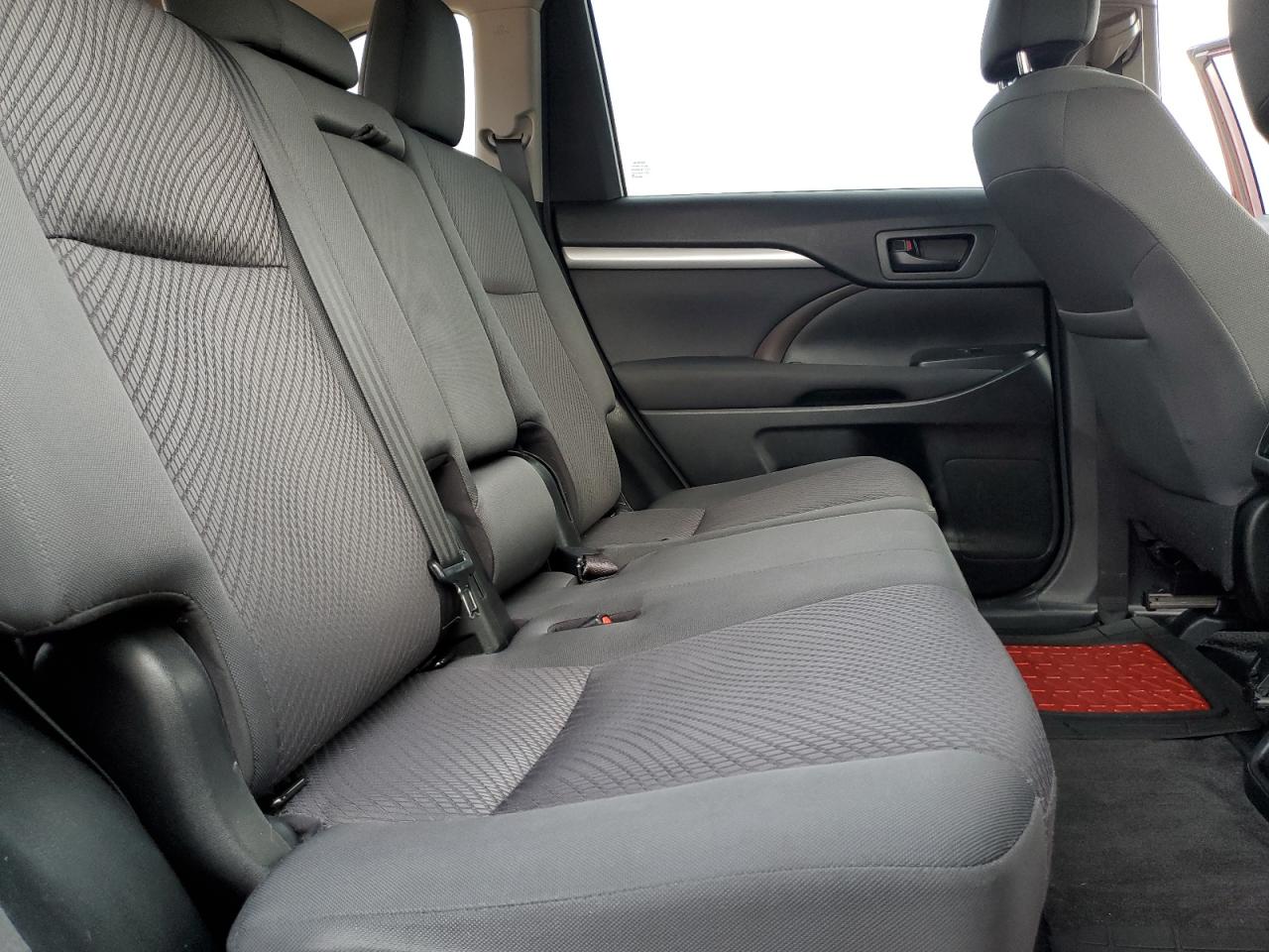 2018 Toyota Highlander VIN 5TDZZRFH6JS249979 Copart auction photo, front end / hail damage thumbnail 11