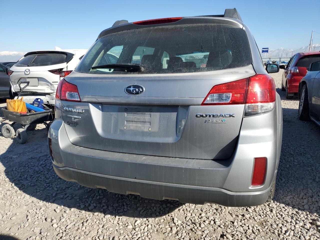2010 Subaru Outback VIN 4S4BRBACXA3352064 Copart auction photo, front end damage thumbnail 6