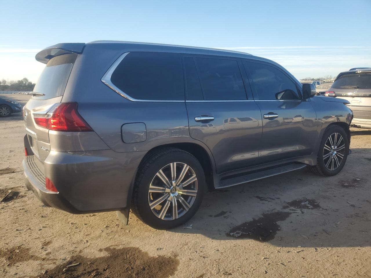 2018 Lexus LX VIN JTJHY7AX4J4260540 Copart auction photo, front end / minor dent/scratches damage thumbnail 3