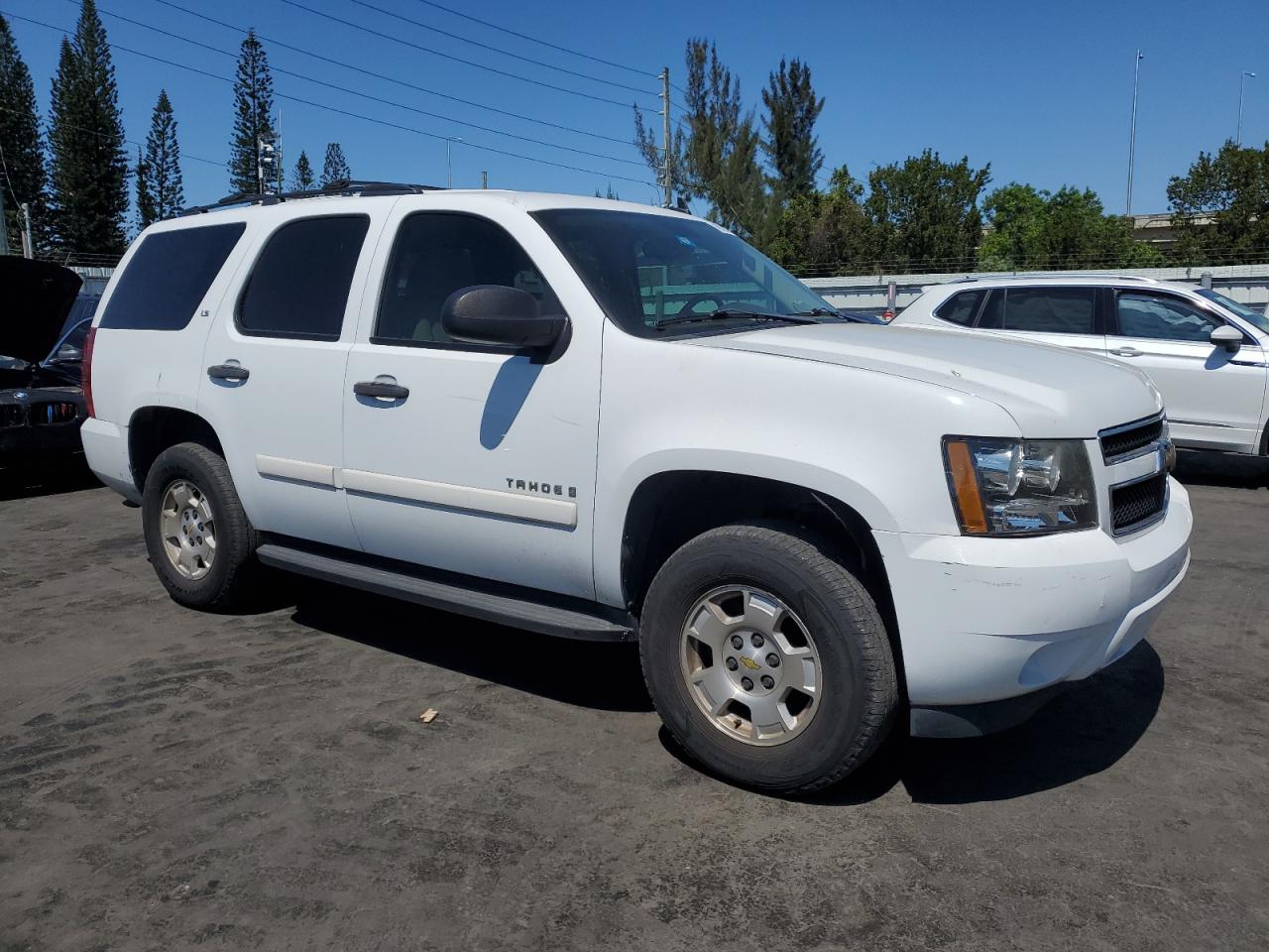 2009 Chevrolet Tahoe VIN 1GNFC13CX9R167365 Copart auction photo, side damage thumbnail 4