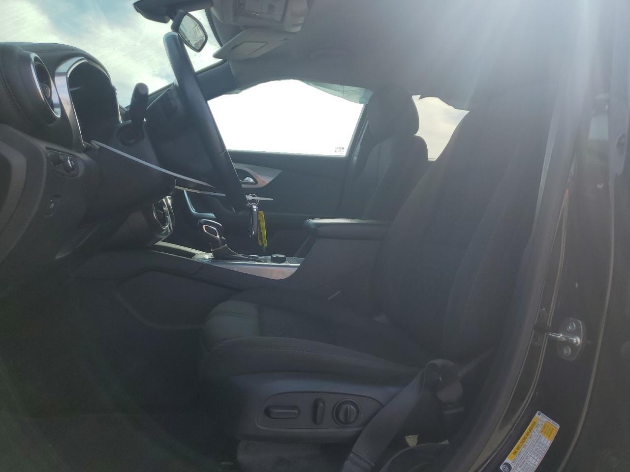 2020 Chevrolet Blazer VIN 3GNKBHRS6LS681503 Copart auction photo, side / minor dent/scratches damage thumbnail 7