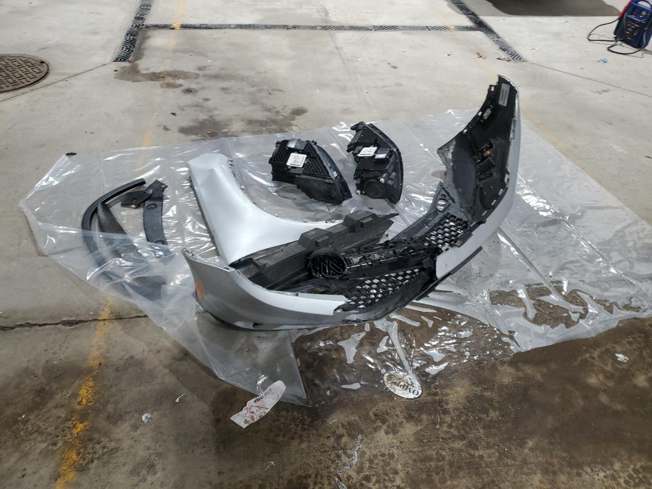 2016 Volkswagen Tiguan VIN WVGBV7AX7GW539894 Copart auction photo, front end damage thumbnail 13