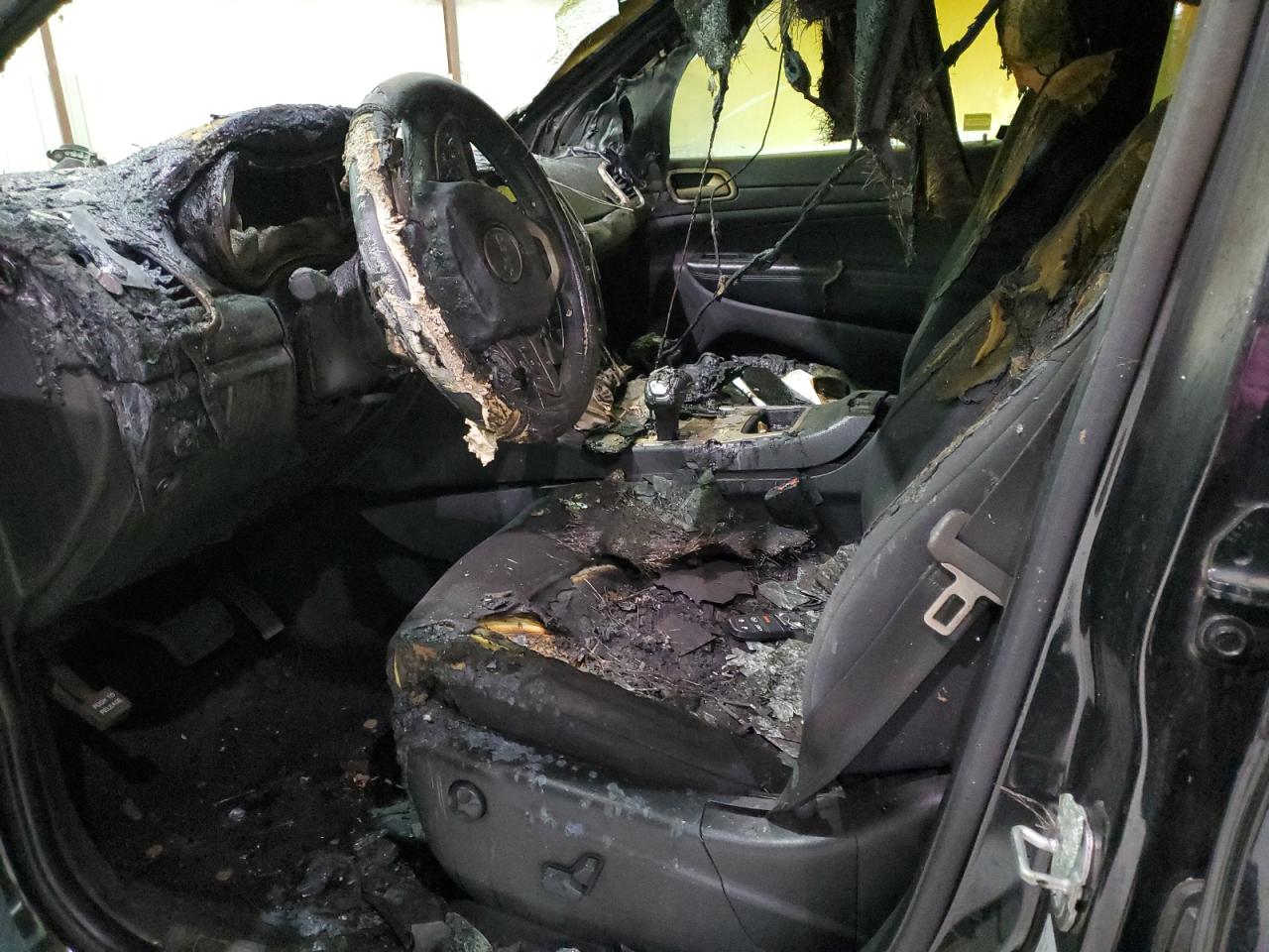 2015 Jeep Grand Cherokee VIN 1C4RJFAG7FC764714 Copart auction photo, burn damage thumbnail 7