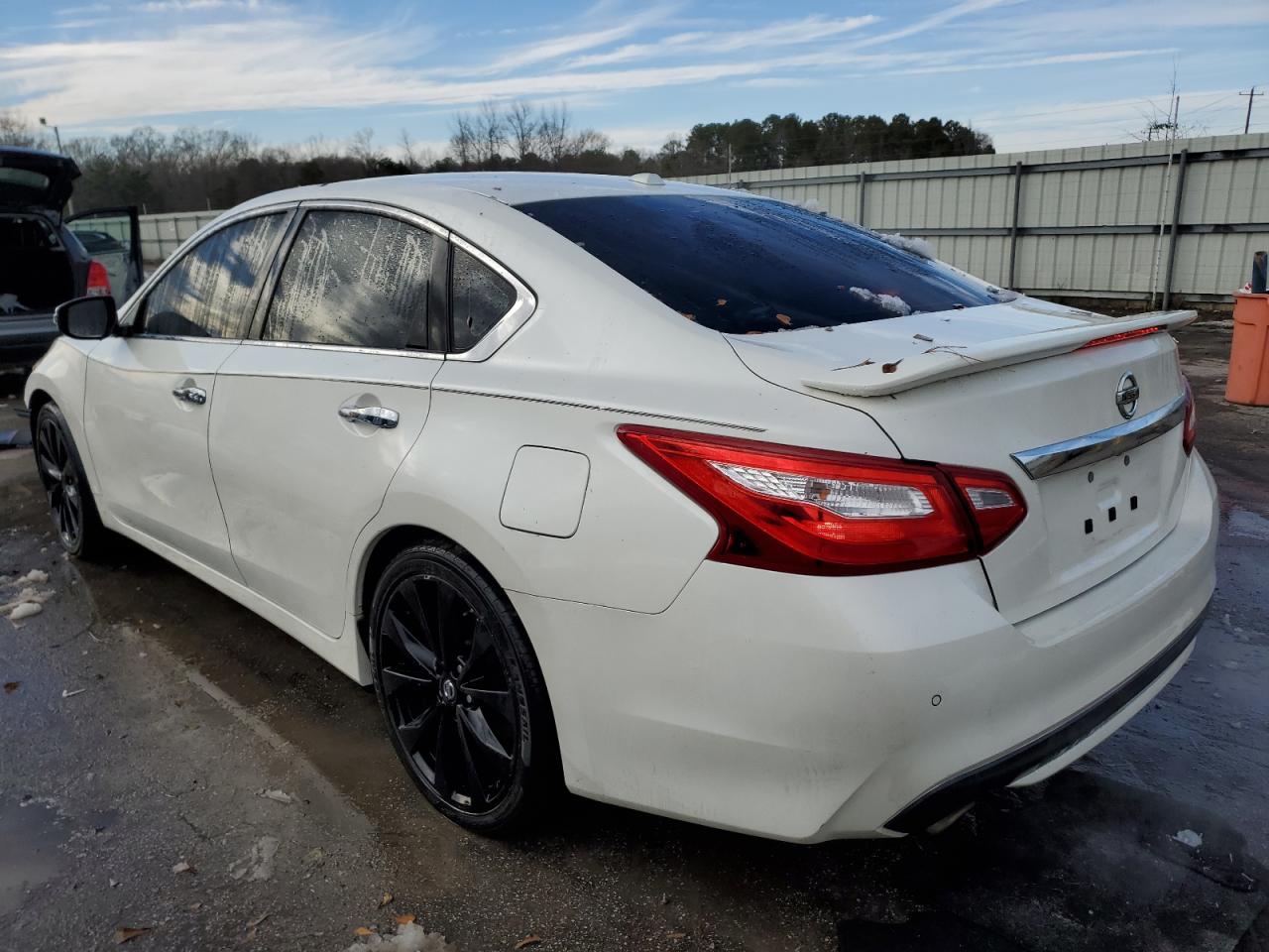 2016 Nissan Altima VIN 1N4BL3AP6GC130831 Copart auction photo, front end damage thumbnail 2