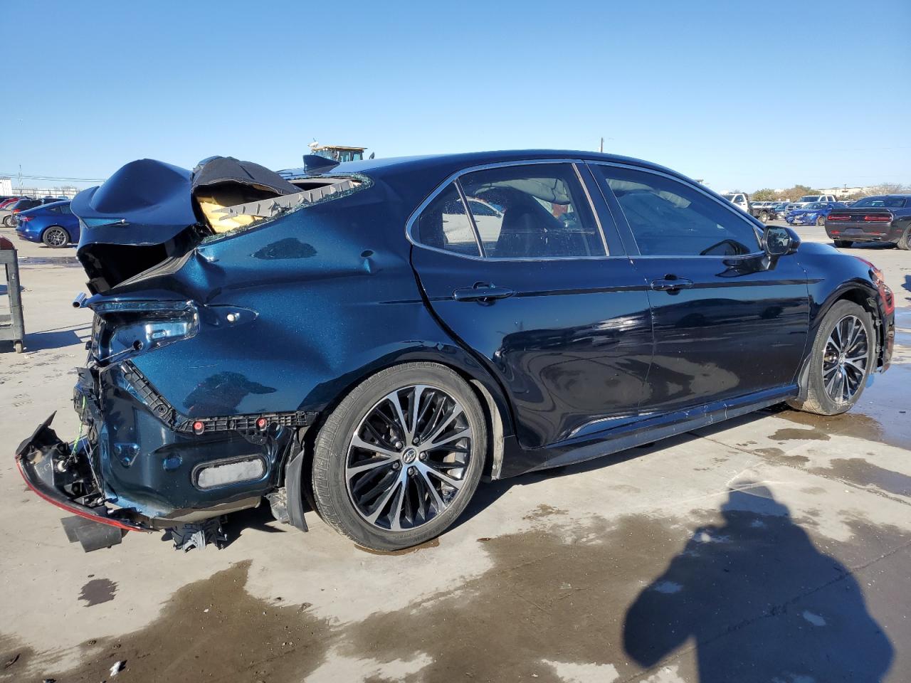 2020 Toyota Camry VIN 4T1G11AK2LU903275 Copart auction photo, all over damage thumbnail 3