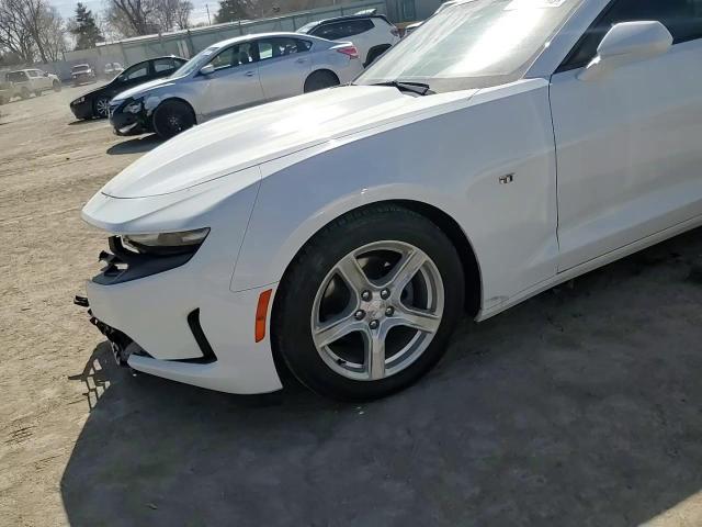 2022 Chevrolet Camaro VIN 1G1FB1RX7N0117164 Copart auction photo, front end / side damage thumbnail 10