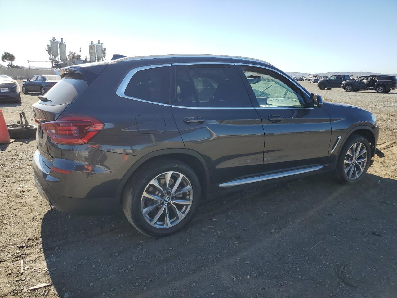 2019 BMW X3 VIN 5UXTR7C56KLR45005 Copart auction photo, front end damage thumbnail 3