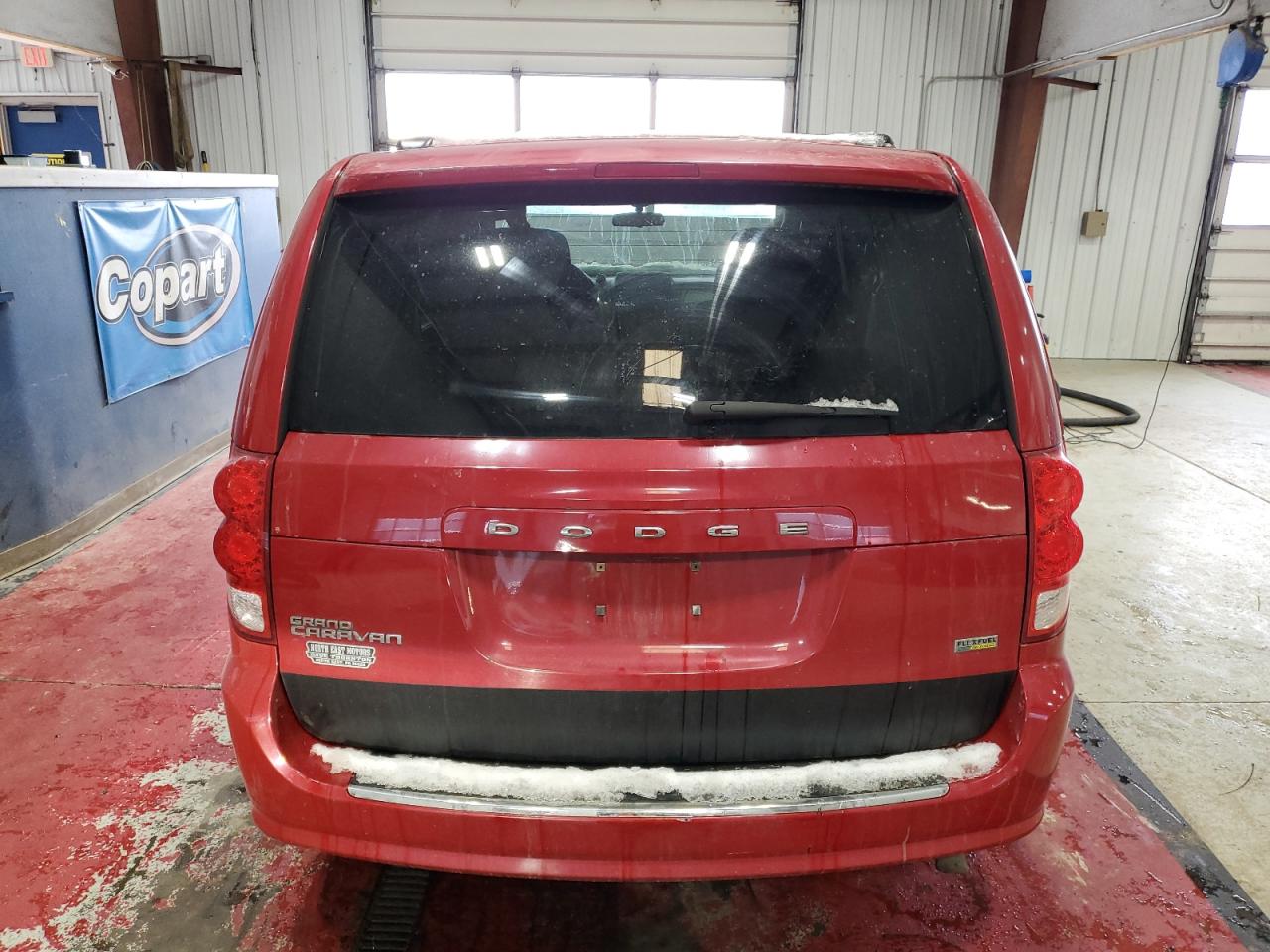 2012 Dodge Caravan VIN 2C4RDGCG7CR202924 Copart auction photo, front end damage thumbnail 6