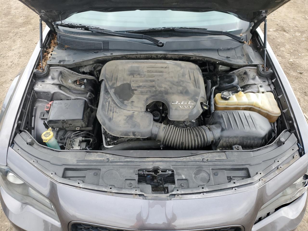 2017 Chrysler 300 VIN 2C3CCAGG2HH512724 Copart auction photo, front end / side damage thumbnail 12