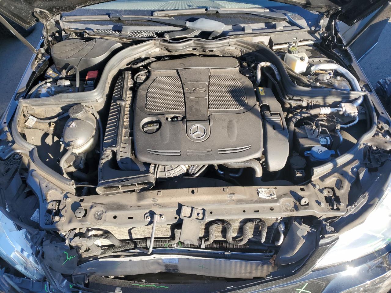 2014 Mercedes-Benz C-klasse VIN WDDGF8ABXEA921208 Copart auction photo, front end damage thumbnail 11