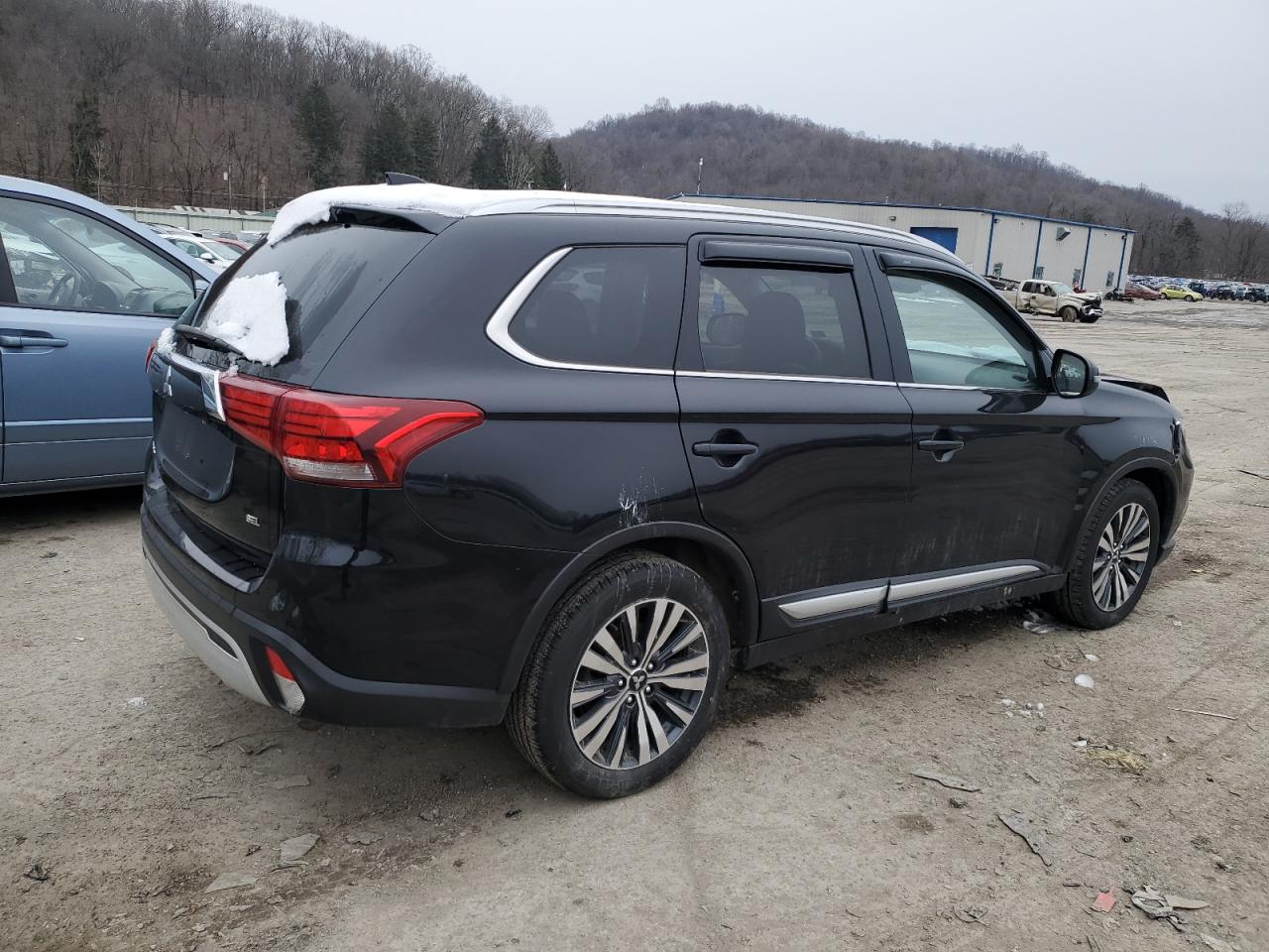 2020 Mitsubishi Outlander VIN JA4AZ3A33LZ045688 Copart auction photo, front end damage thumbnail 3
