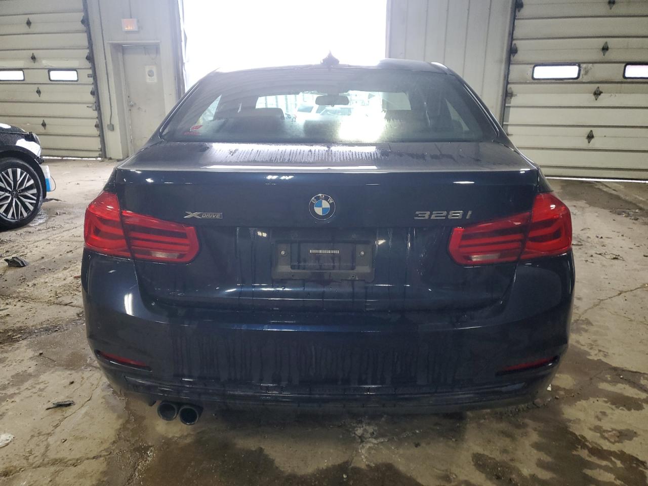 2016 BMW 3er VIN WBA8E3G50GNT78269 Copart auction photo, undercarriage damage thumbnail 6