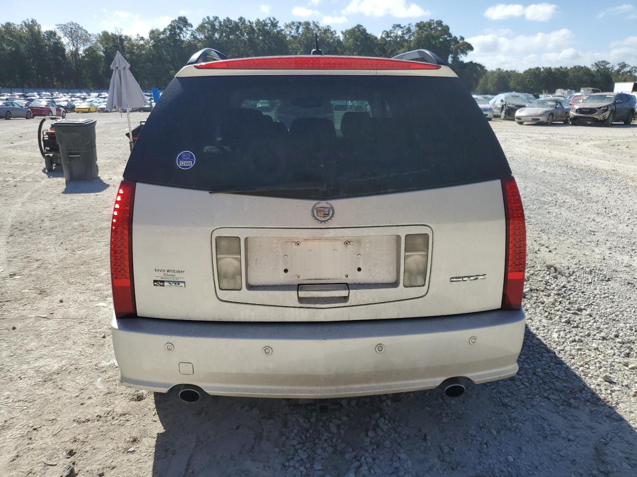2005 Cadillac SRX VIN 1GYEE637950178011 Copart auction photo, front end / minor dent/scratches damage thumbnail 6